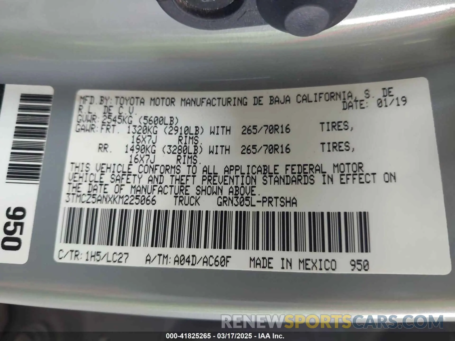 9 Photograph of a damaged car 3TMCZ5ANXKM225066 TOYOTA TACOMA 2019