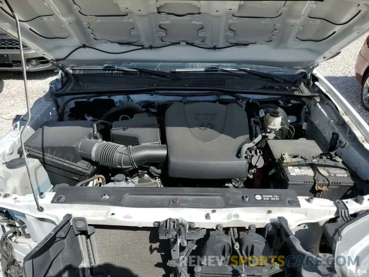 11 Photograph of a damaged car 3TMCZ5ANXKM226685 TOYOTA TACOMA 2019