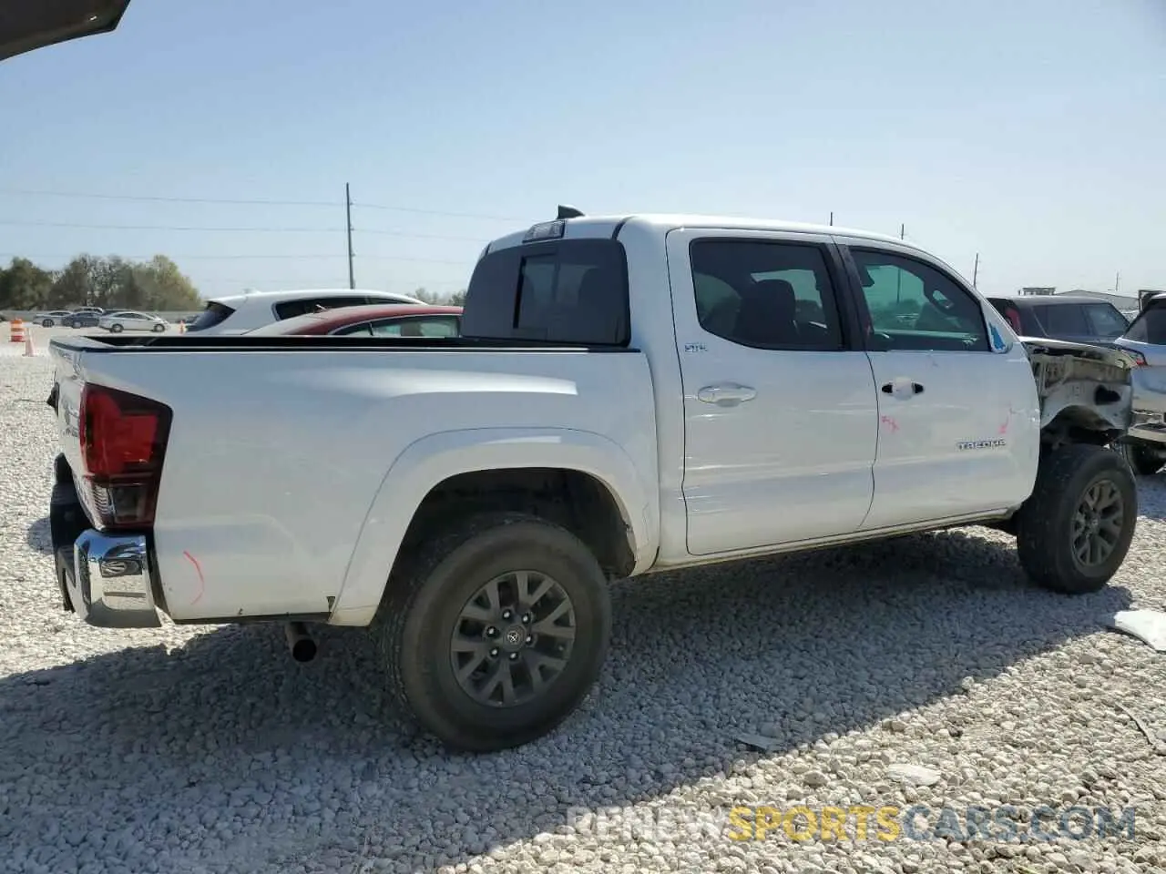 3 Photograph of a damaged car 3TMCZ5ANXKM226685 TOYOTA TACOMA 2019