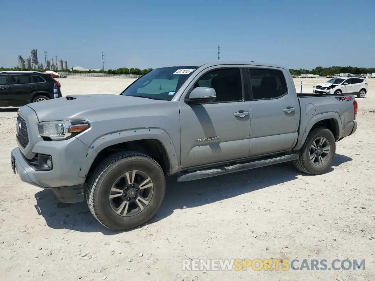 1 Photograph of a damaged car 3TMCZ5ANXKM228677 TOYOTA TACOMA 2019
