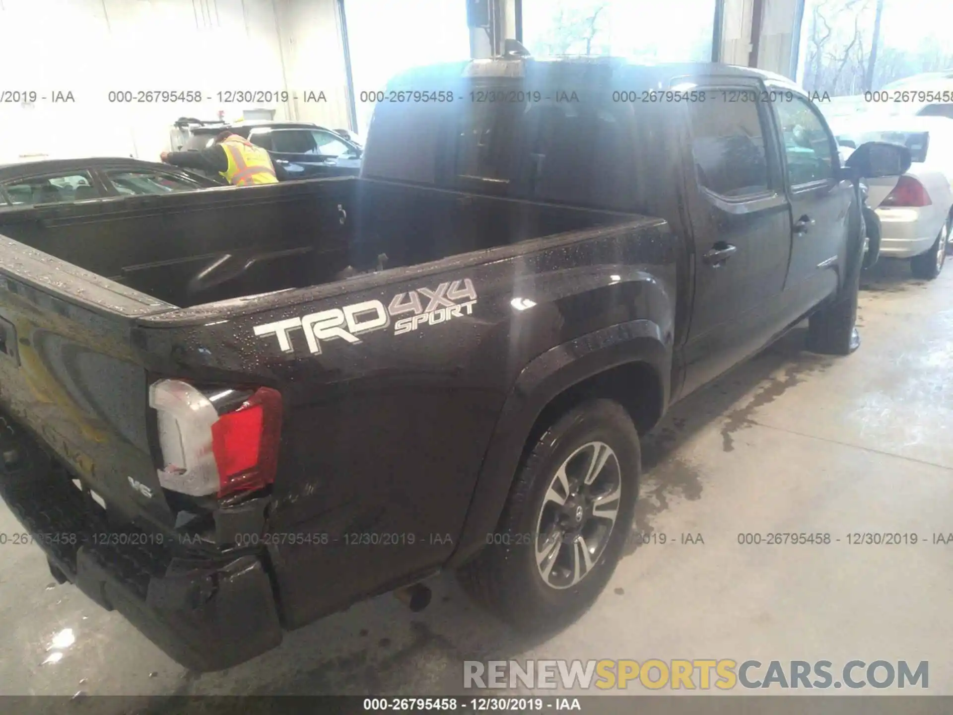 4 Photograph of a damaged car 3TMCZ5ANXKM241431 TOYOTA TACOMA 2019