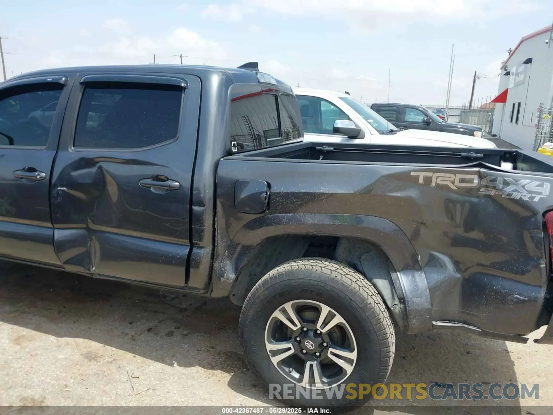 6 Photograph of a damaged car 3TMCZ5ANXKM251084 TOYOTA TACOMA 2019