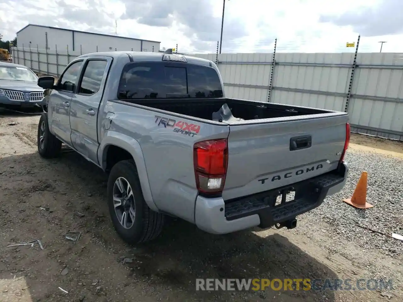 3 Photograph of a damaged car 3TMCZ5ANXKM257676 TOYOTA TACOMA 2019