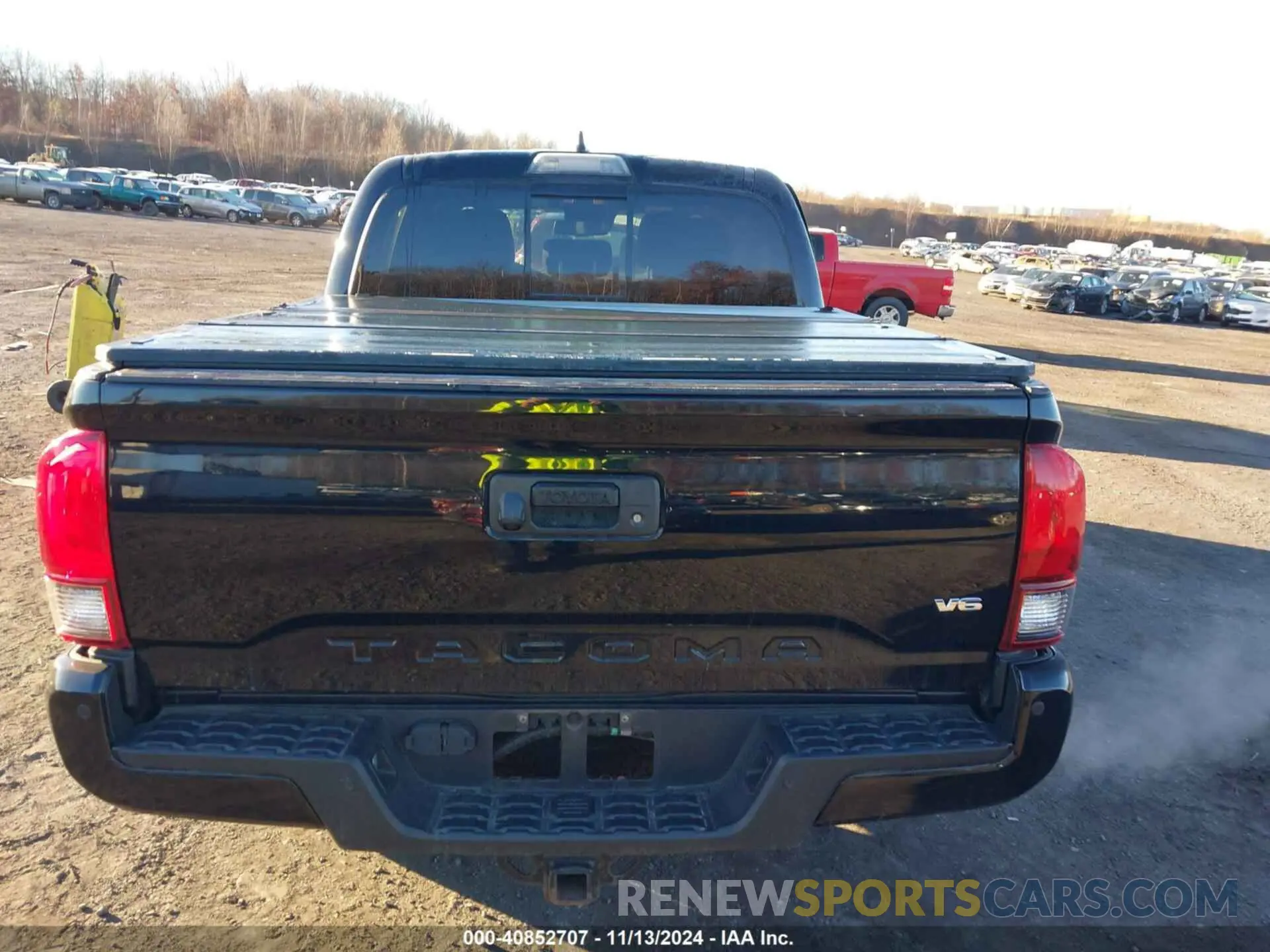 16 Photograph of a damaged car 3TMCZ5ANXKM266975 TOYOTA TACOMA 2019