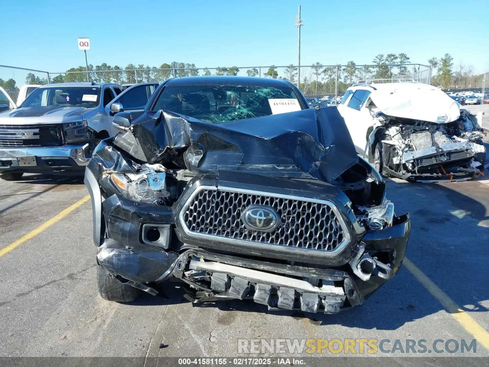 12 Photograph of a damaged car 3TMCZ5ANXKM267043 TOYOTA TACOMA 2019