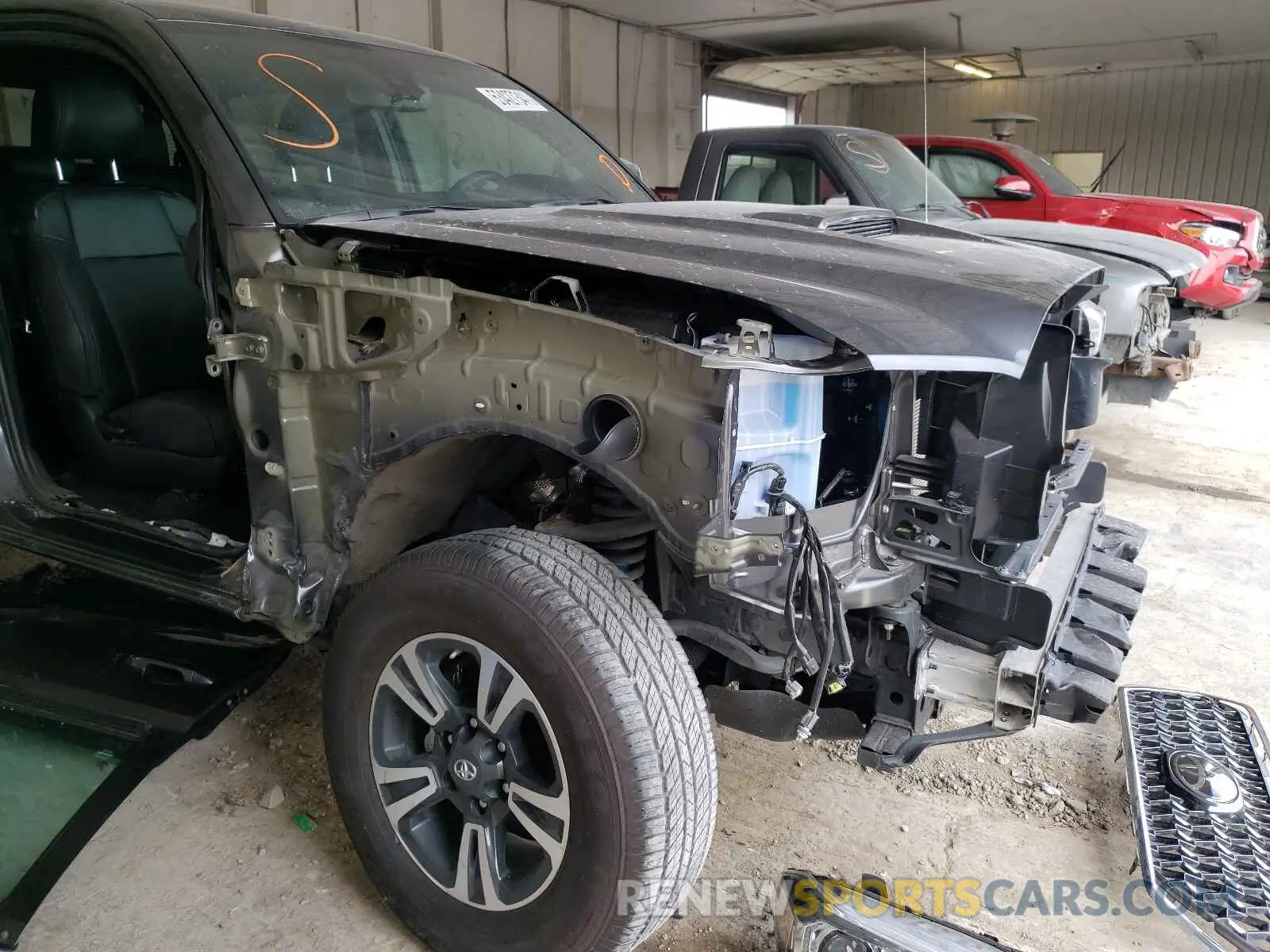 9 Photograph of a damaged car 3TMCZ5ANXKM276017 TOYOTA TACOMA 2019