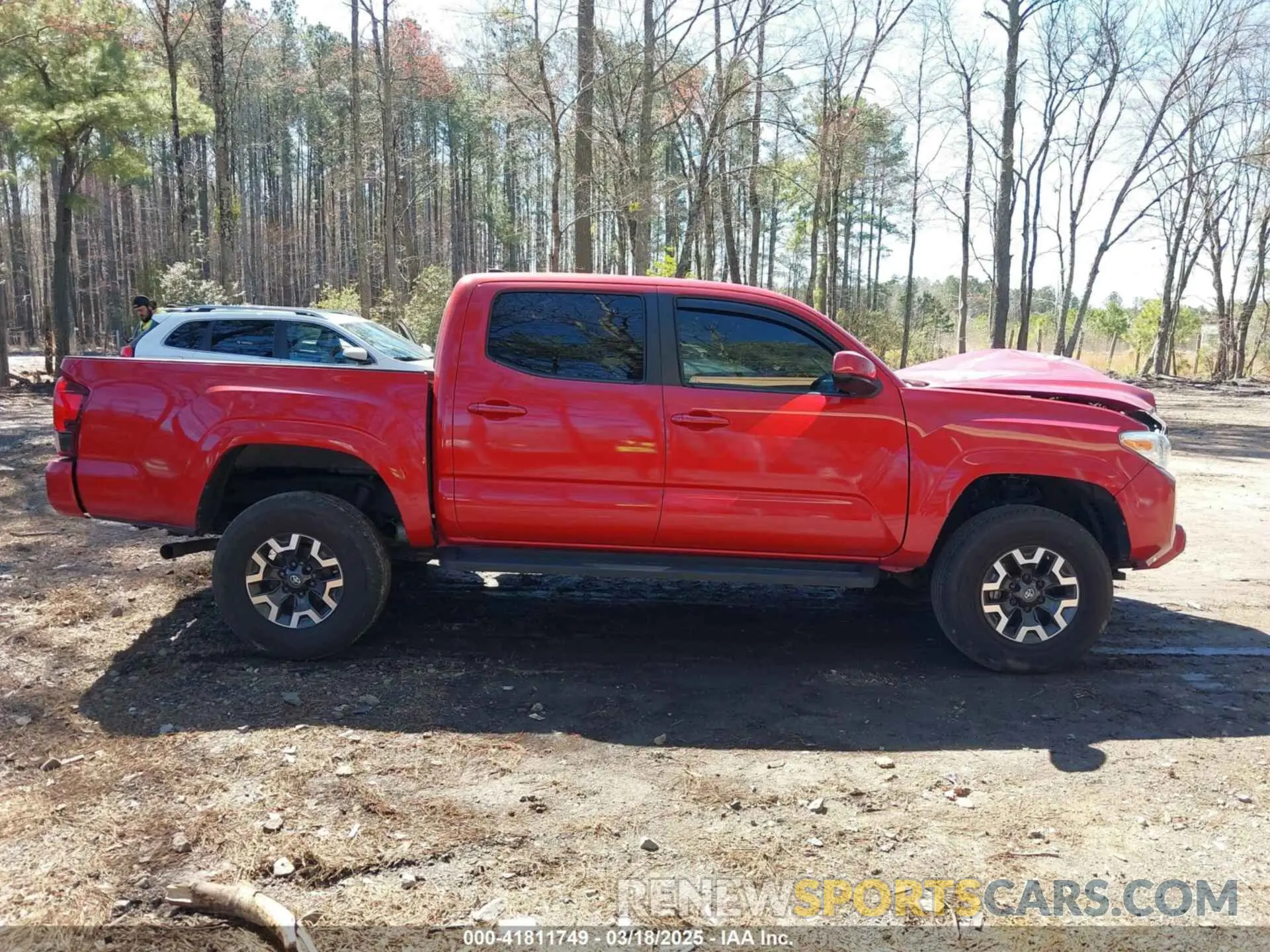 12 Photograph of a damaged car 3TMCZ5ANXKM279726 TOYOTA TACOMA 2019
