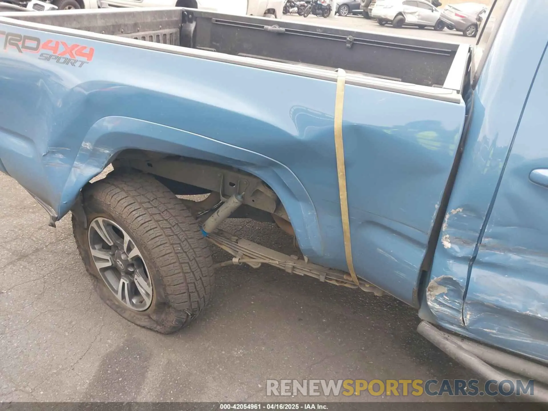 6 Photograph of a damaged car 3TMDZ5BN0KM059191 TOYOTA TACOMA 2019