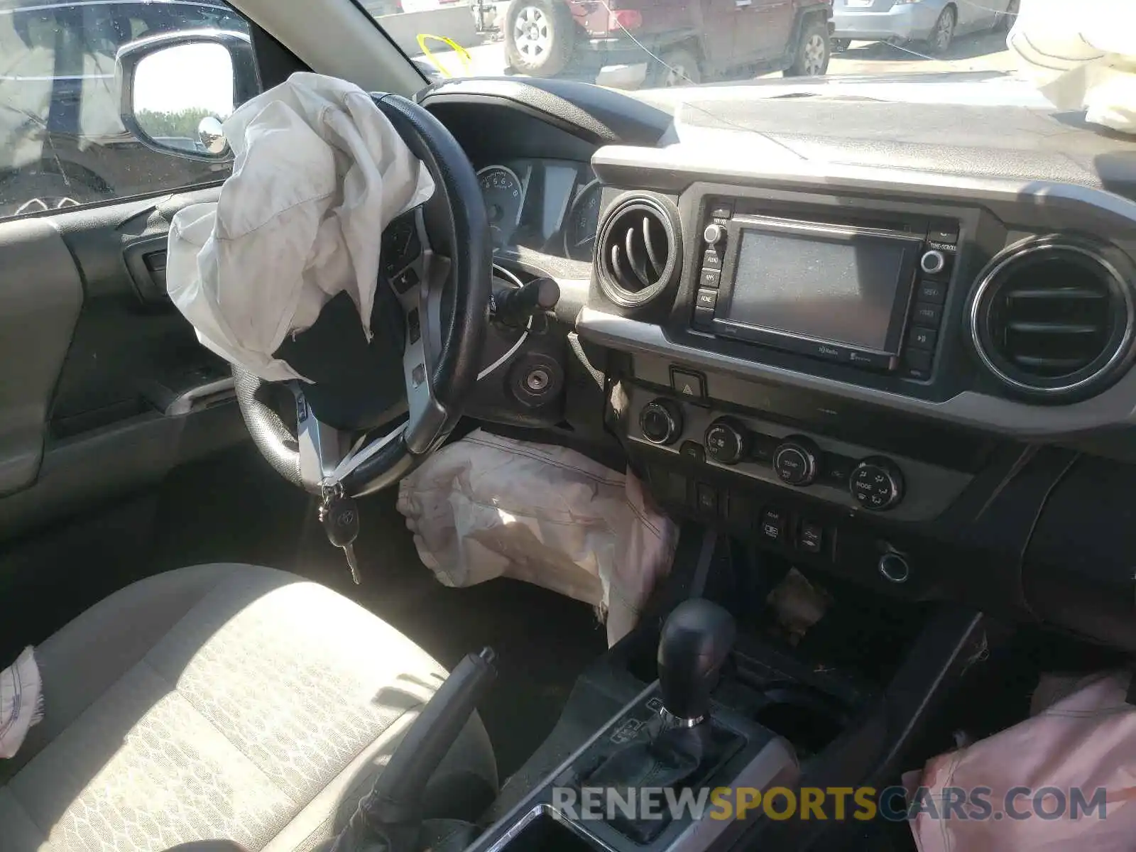 9 Photograph of a damaged car 3TMDZ5BN0KM060597 TOYOTA TACOMA 2019