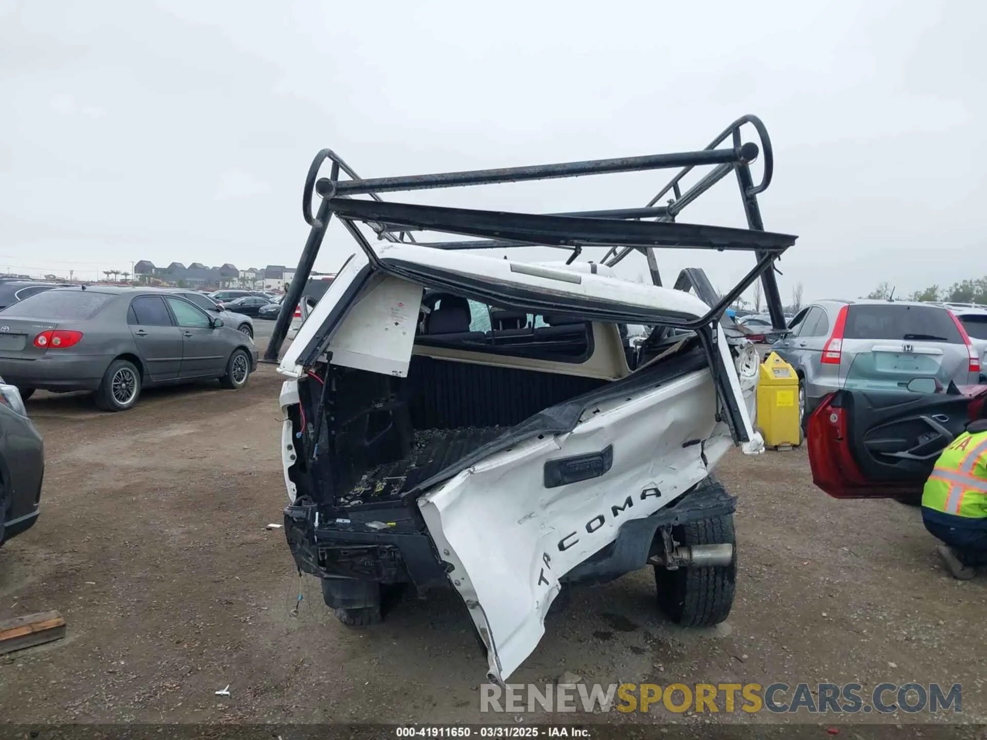 16 Photograph of a damaged car 3TMDZ5BN0KM069526 TOYOTA TACOMA 2019