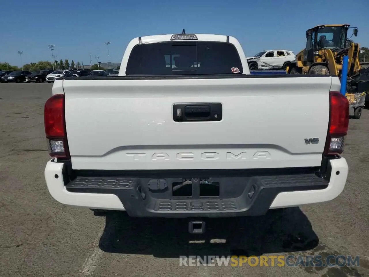 6 Photograph of a damaged car 3TMDZ5BN0KM071311 TOYOTA TACOMA 2019