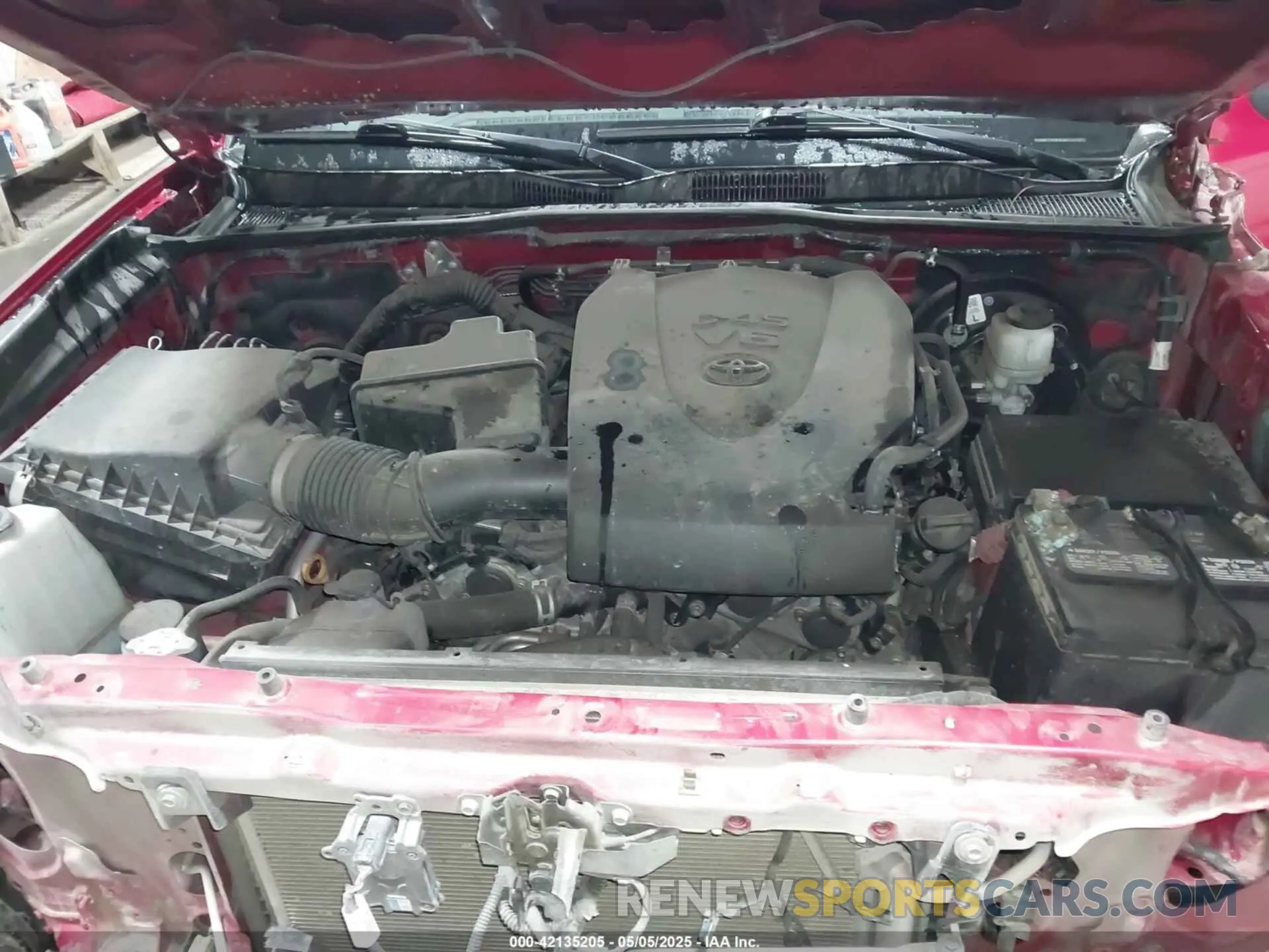 10 Photograph of a damaged car 3TMDZ5BN0KM076850 TOYOTA TACOMA 2019