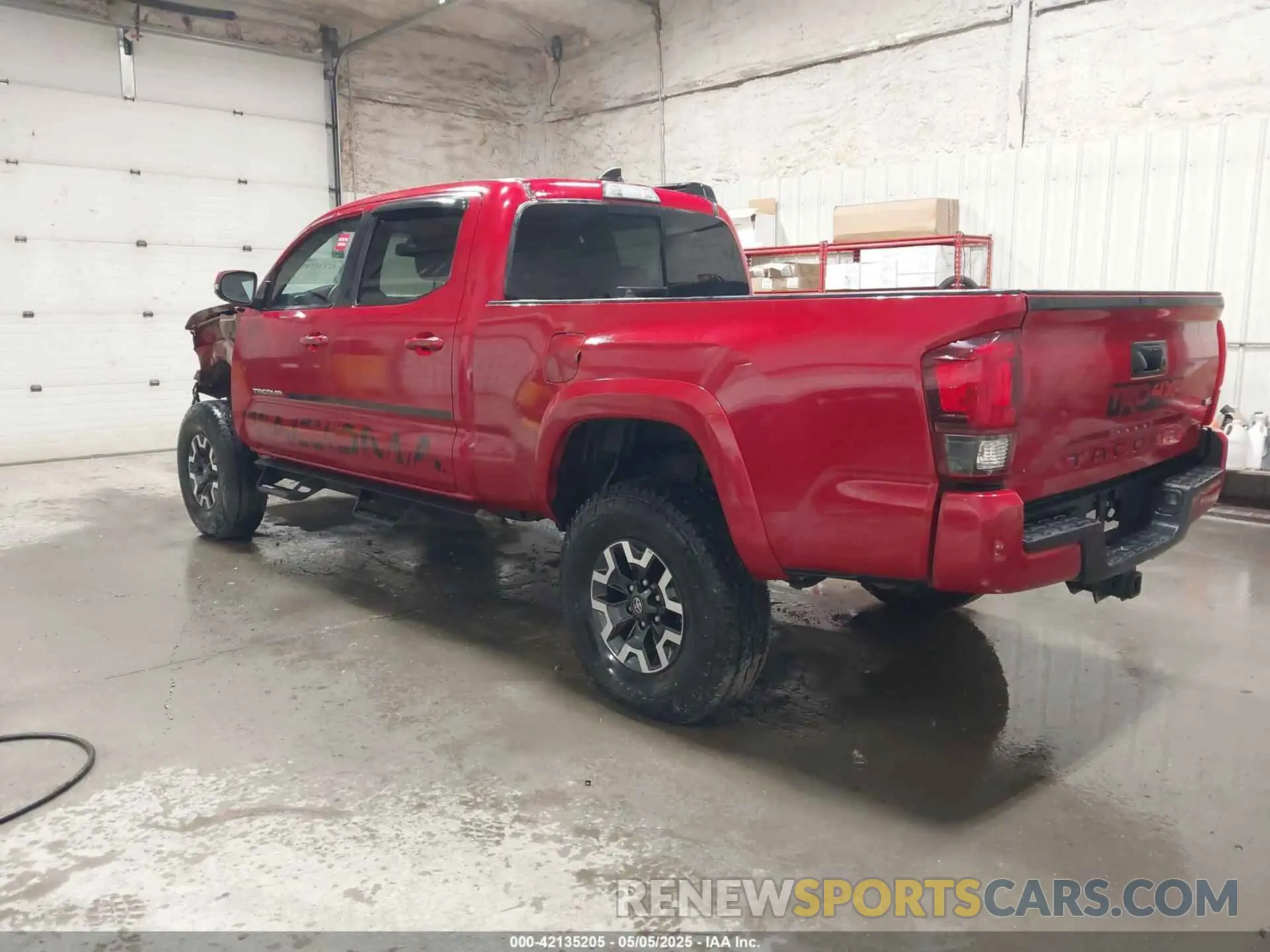 3 Photograph of a damaged car 3TMDZ5BN0KM076850 TOYOTA TACOMA 2019