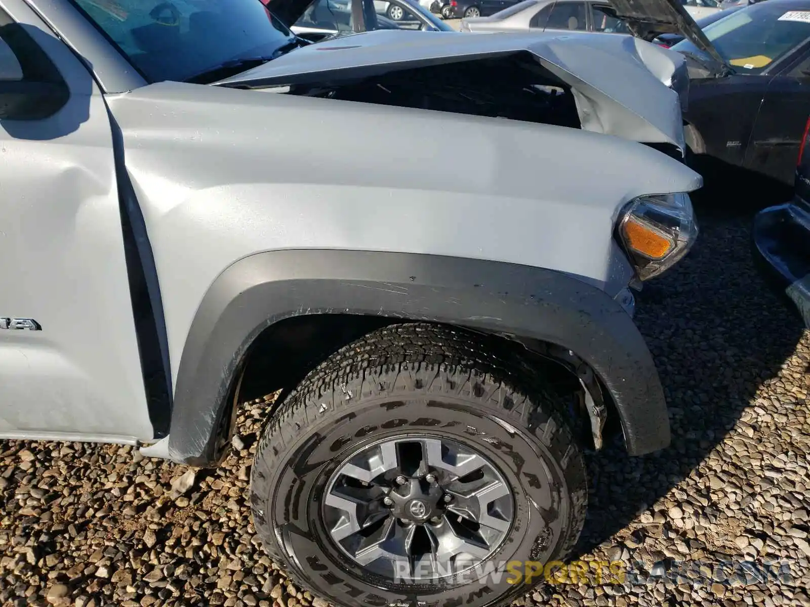 9 Photograph of a damaged car 3TMDZ5BN3KM059170 TOYOTA TACOMA 2019