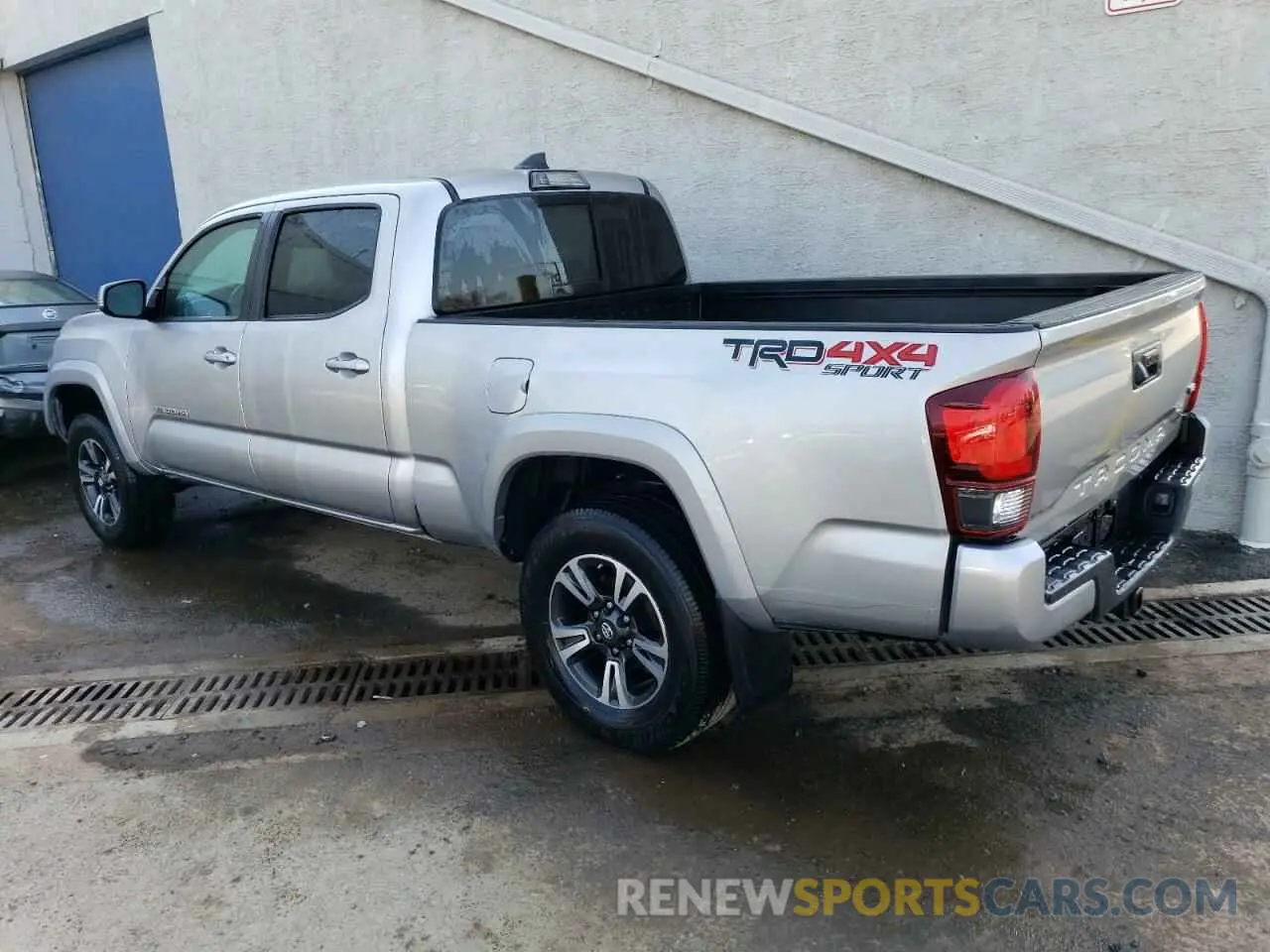 2 Photograph of a damaged car 3TMDZ5BN3KM066510 TOYOTA TACOMA 2019