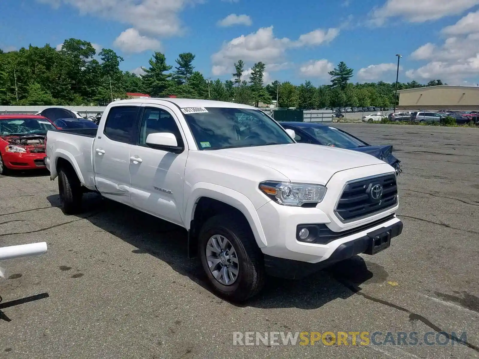 1 Photograph of a damaged car 3TMDZ5BN4KM057167 TOYOTA TACOMA 2019