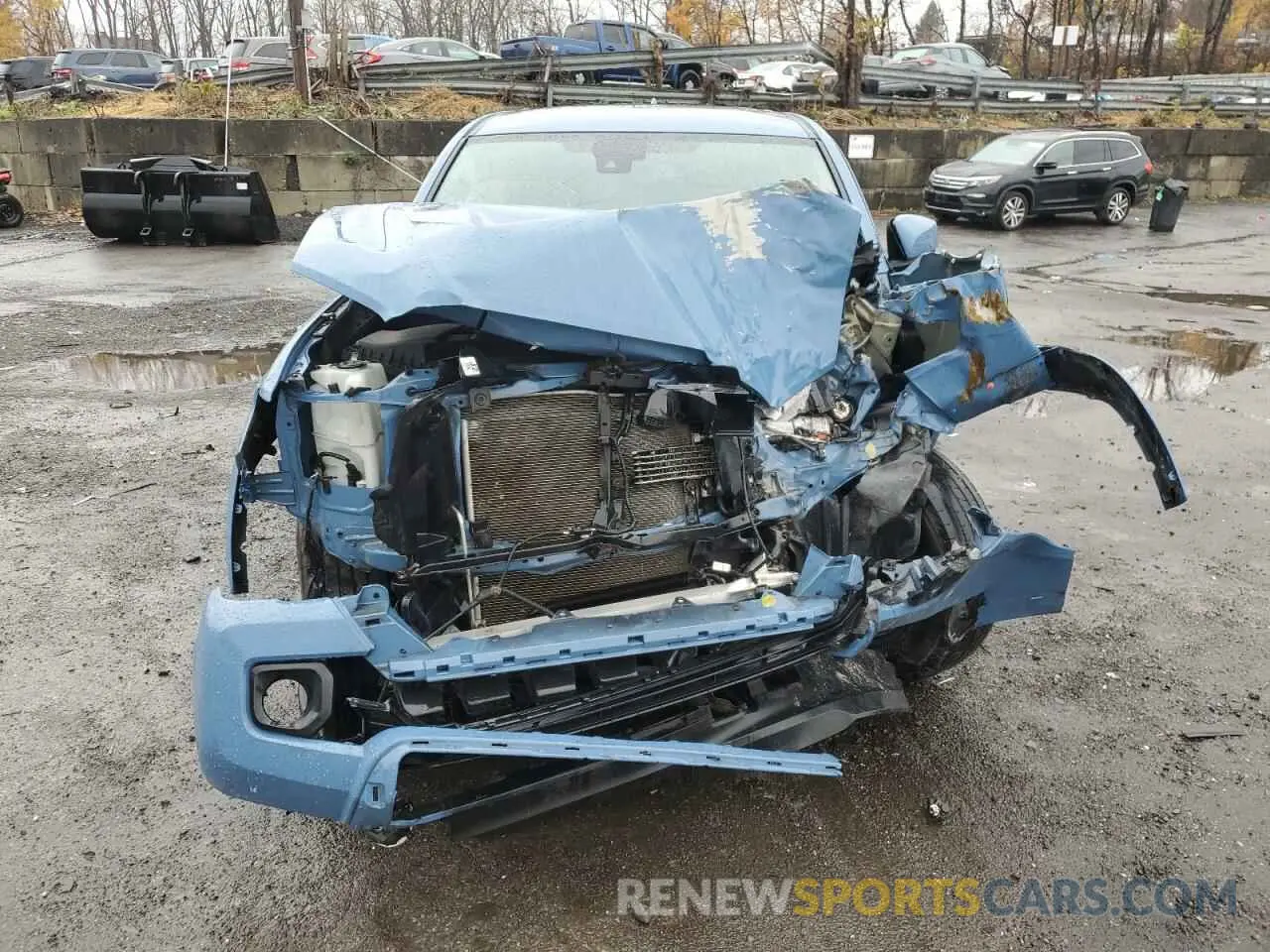 5 Photograph of a damaged car 3TMDZ5BN4KM060442 TOYOTA TACOMA 2019