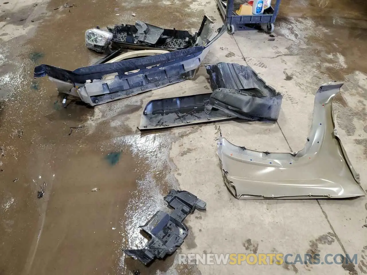 12 Photograph of a damaged car 3TMDZ5BN4KM063132 TOYOTA TACOMA 2019