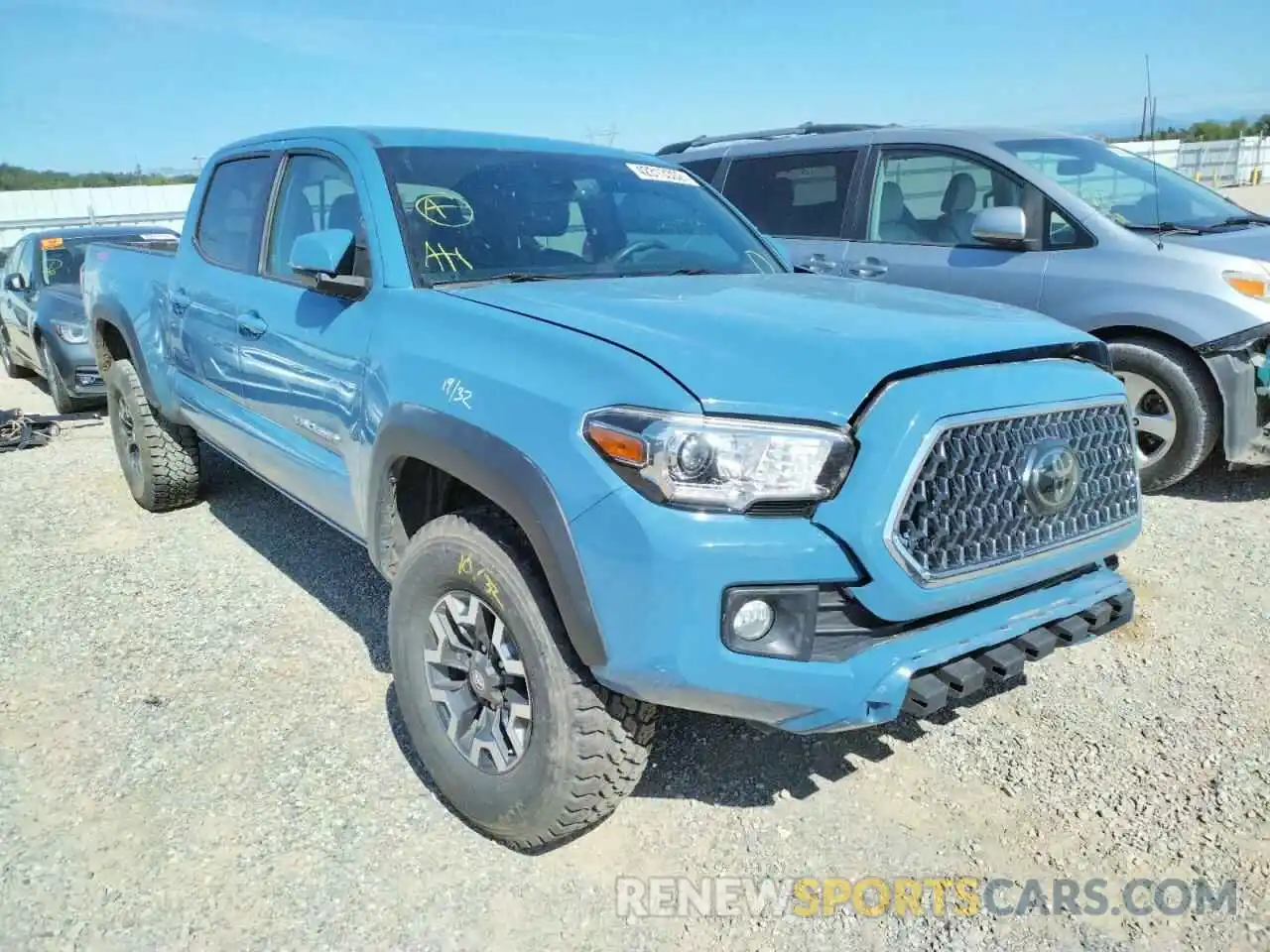 1 Photograph of a damaged car 3TMDZ5BN4KM067245 TOYOTA TACOMA 2019