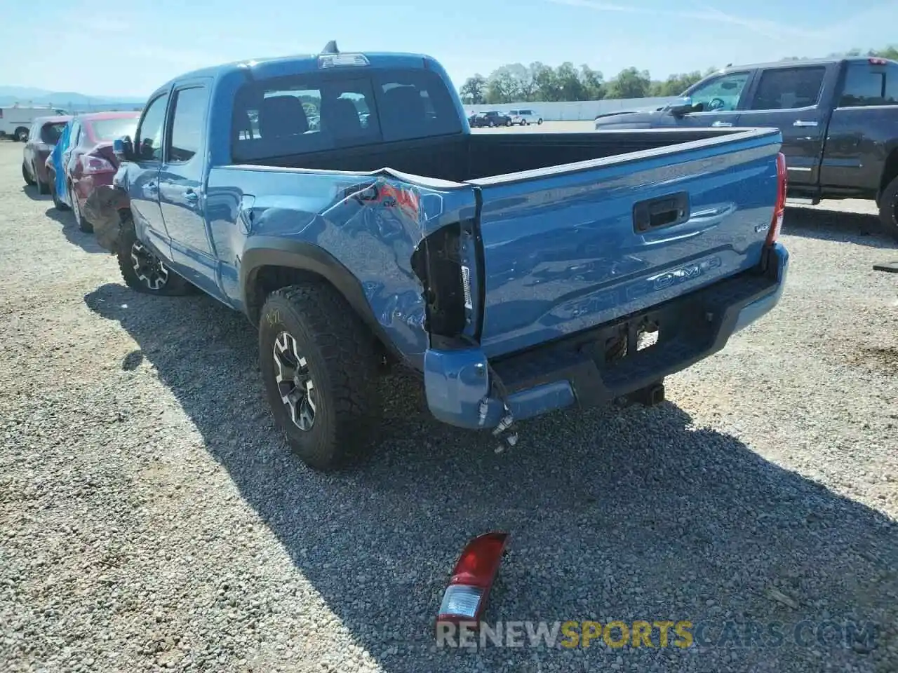 3 Photograph of a damaged car 3TMDZ5BN4KM067245 TOYOTA TACOMA 2019