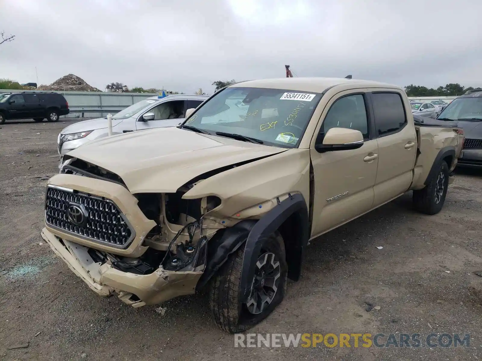 2 Photograph of a damaged car 3TMDZ5BN5KM058117 TOYOTA TACOMA 2019