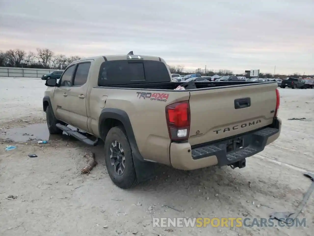 3 Photograph of a damaged car 3TMDZ5BN5KM058747 TOYOTA TACOMA 2019