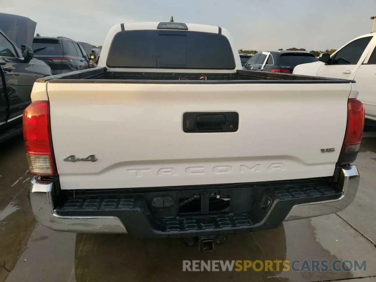 6 Photograph of a damaged car 3TMDZ5BN5KM059266 TOYOTA TACOMA 2019
