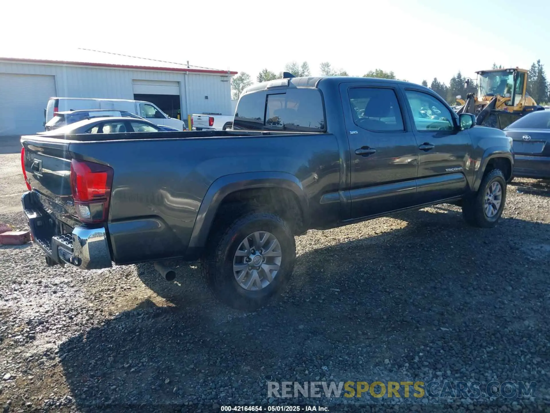 4 Photograph of a damaged car 3TMDZ5BN5KM071577 TOYOTA TACOMA 2019