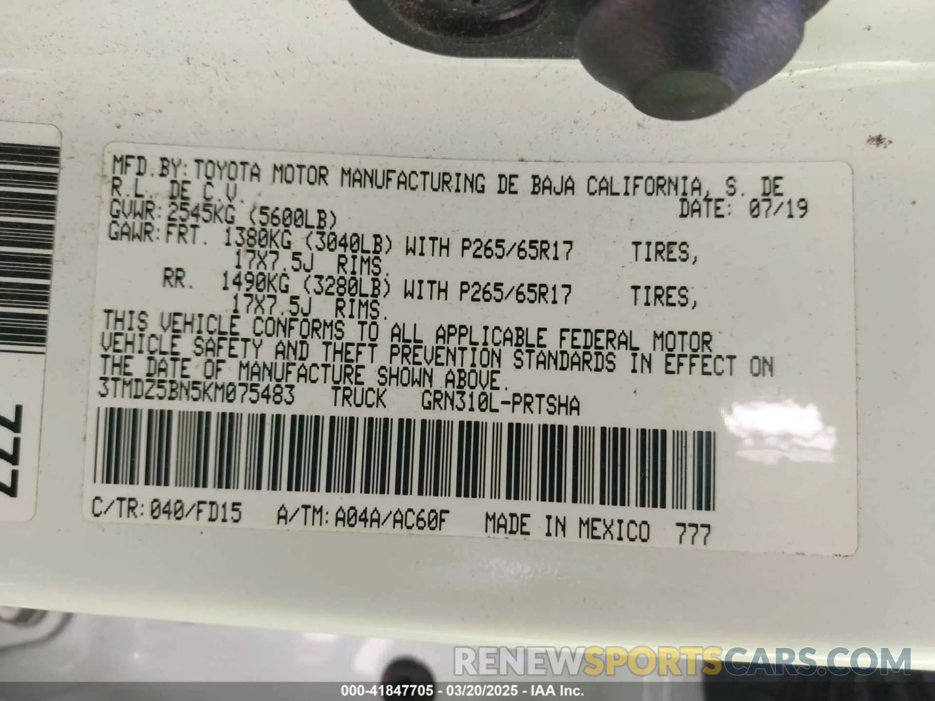9 Photograph of a damaged car 3TMDZ5BN5KM075483 TOYOTA TACOMA 2019