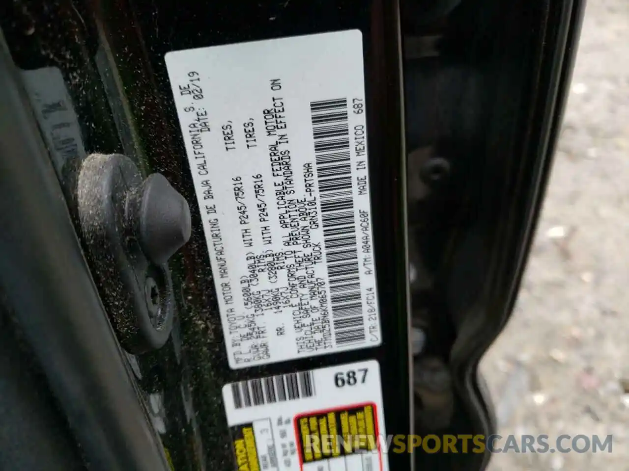 10 Photograph of a damaged car 3TMDZ5BN6KM065707 TOYOTA TACOMA 2019