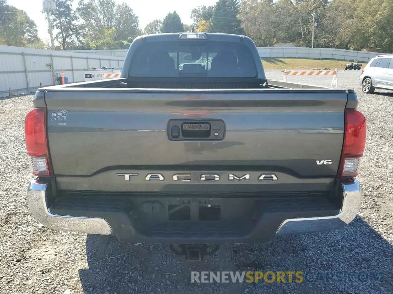 6 Photograph of a damaged car 3TMDZ5BN6KM069904 TOYOTA TACOMA 2019