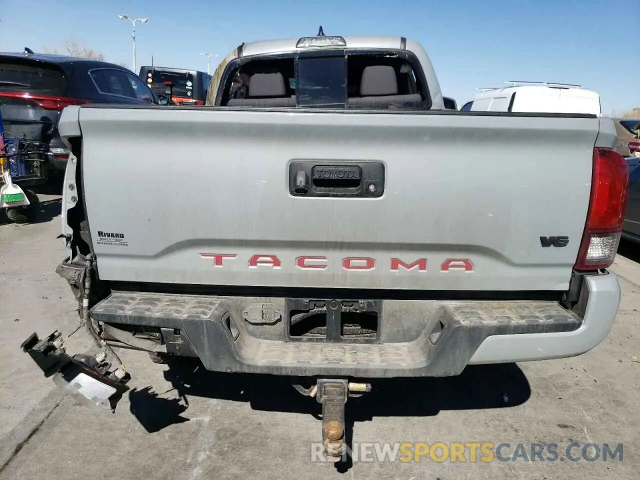 6 Photograph of a damaged car 3TMDZ5BN8KM069726 TOYOTA TACOMA 2019