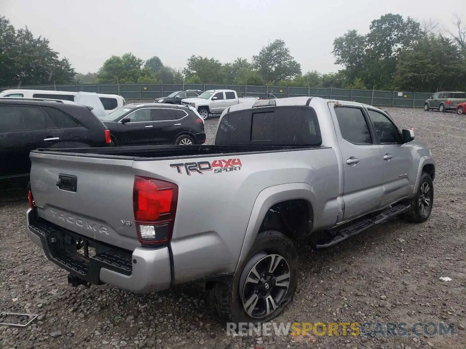 4 Photograph of a damaged car 3TMDZ5BN9KM070416 TOYOTA TACOMA 2019