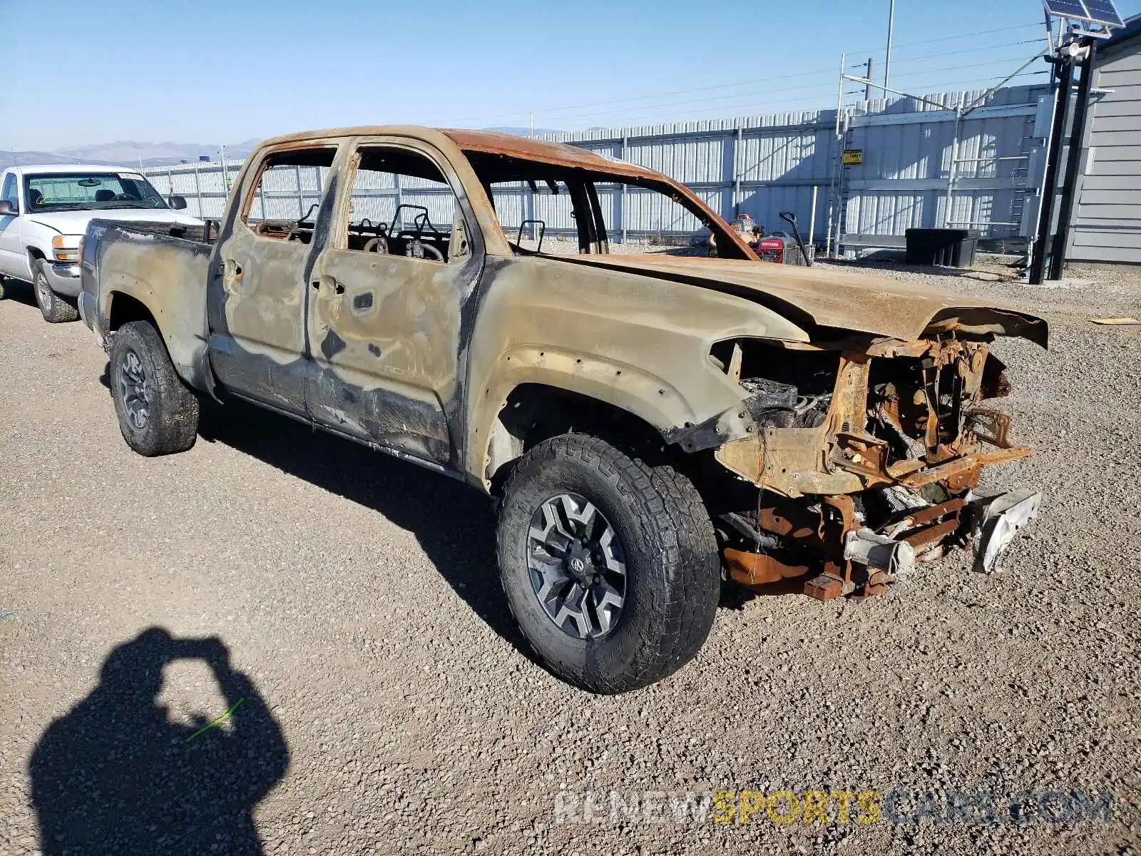 1 Photograph of a damaged car 3TMDZ5BN9KM071999 TOYOTA TACOMA 2019