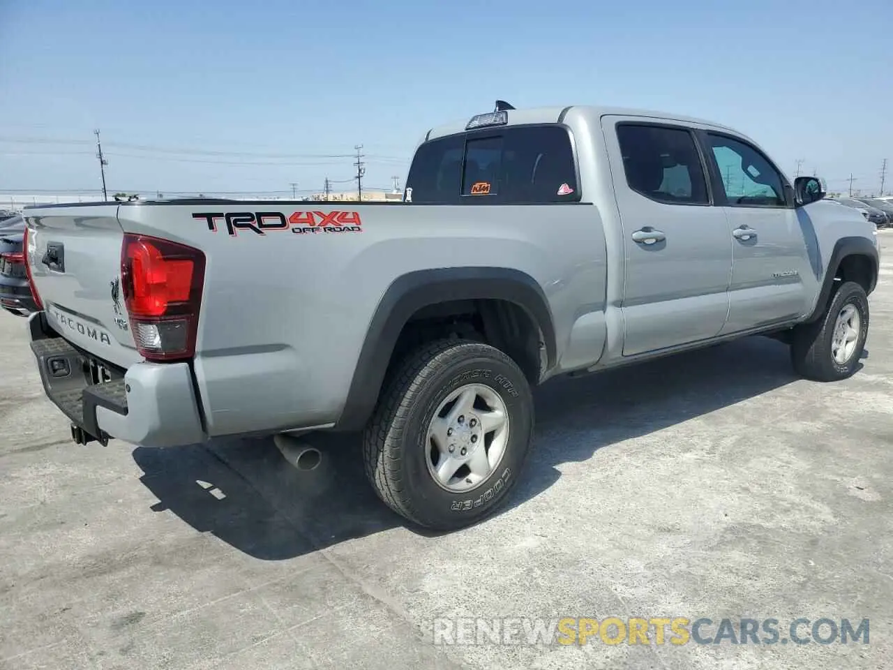 3 Photograph of a damaged car 3TMDZ5BN9KM074238 TOYOTA TACOMA 2019