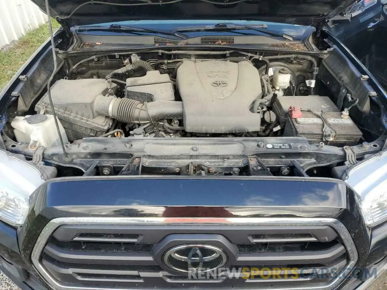 11 Photograph of a damaged car 3TMDZ5BNXKM069324 TOYOTA TACOMA 2019