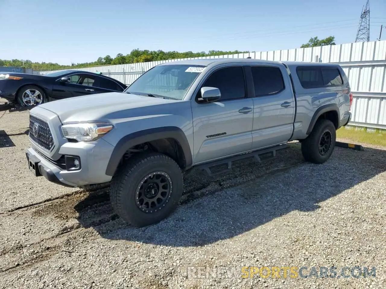 1 Photograph of a damaged car 3TMDZ5BNXKM069808 TOYOTA TACOMA 2019