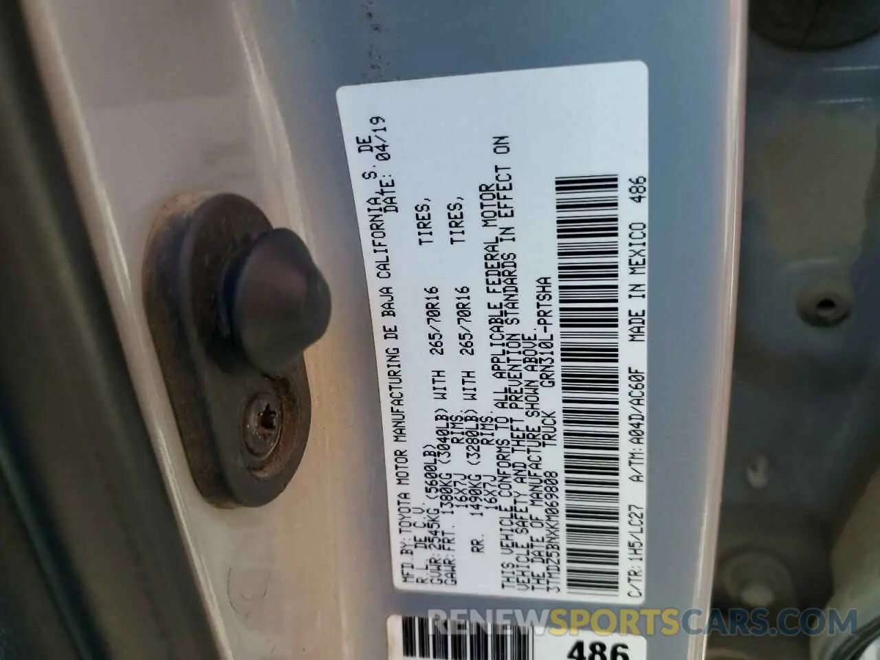 12 Photograph of a damaged car 3TMDZ5BNXKM069808 TOYOTA TACOMA 2019