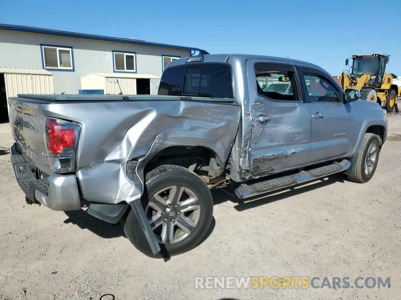 3 Photograph of a damaged car 3TMEZ5CNXKM086613 TOYOTA TACOMA 2019