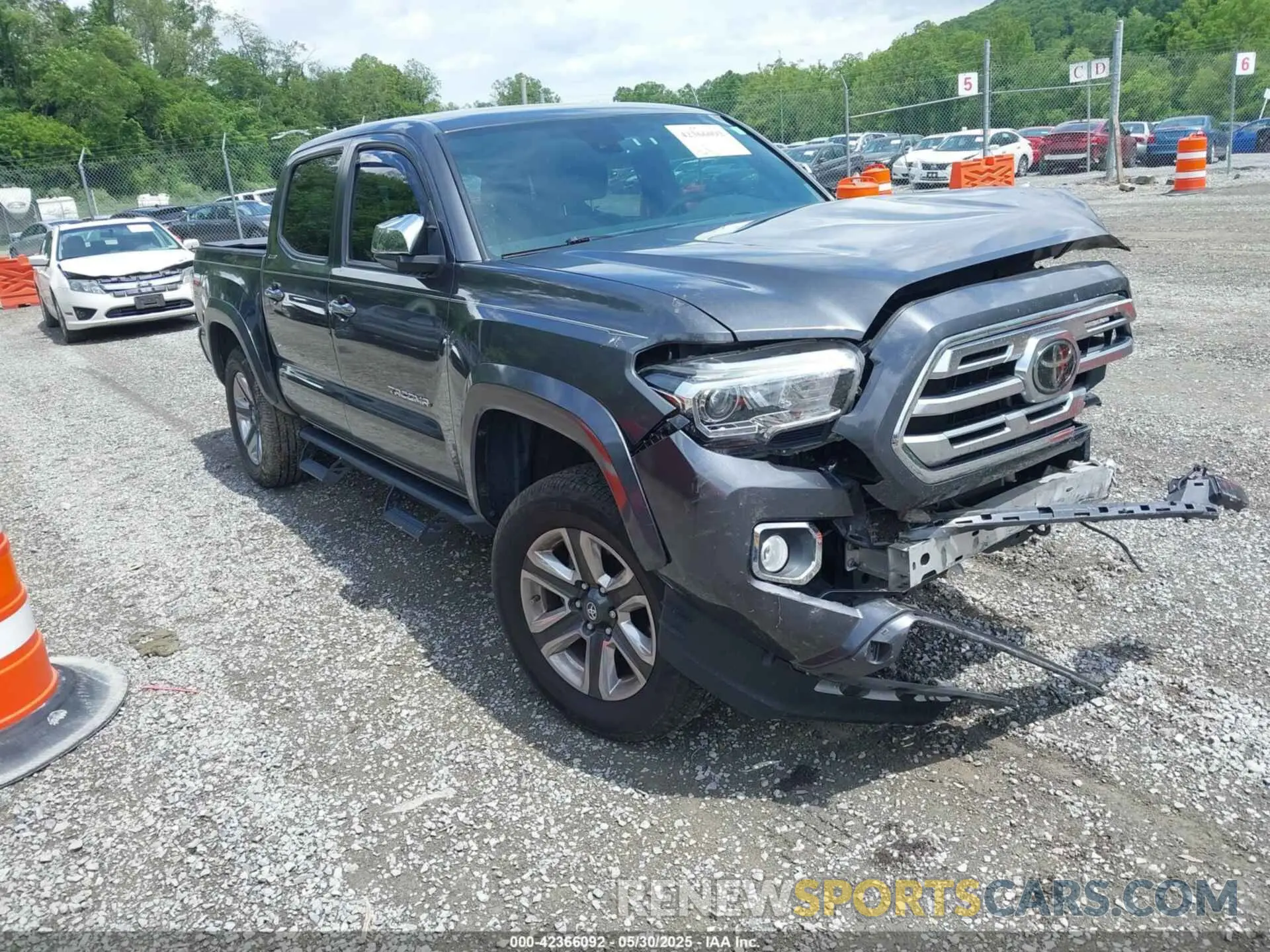 1 Photograph of a damaged car 3TMGZ5AN4KM240499 TOYOTA TACOMA 2019