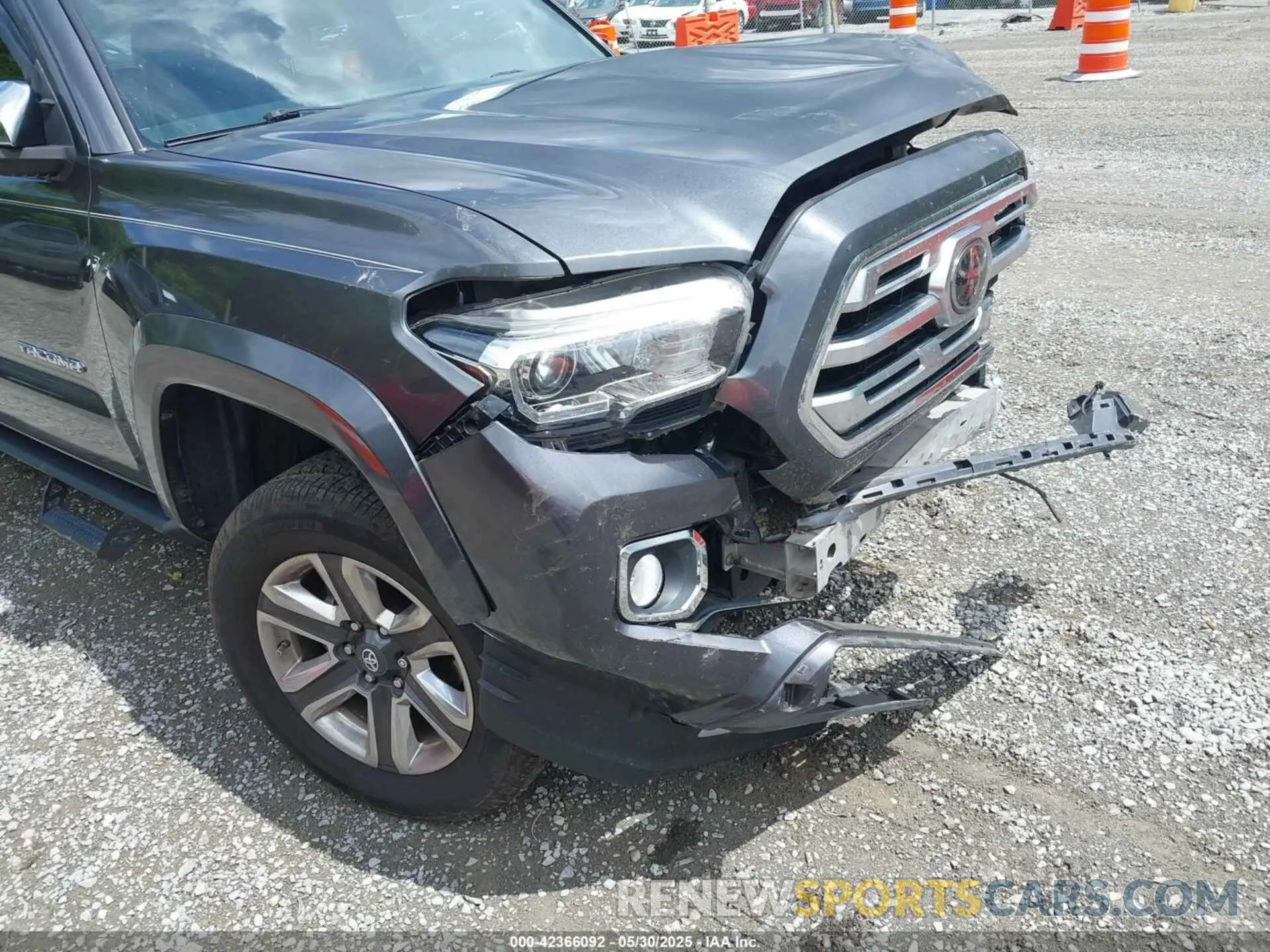 21 Photograph of a damaged car 3TMGZ5AN4KM240499 TOYOTA TACOMA 2019