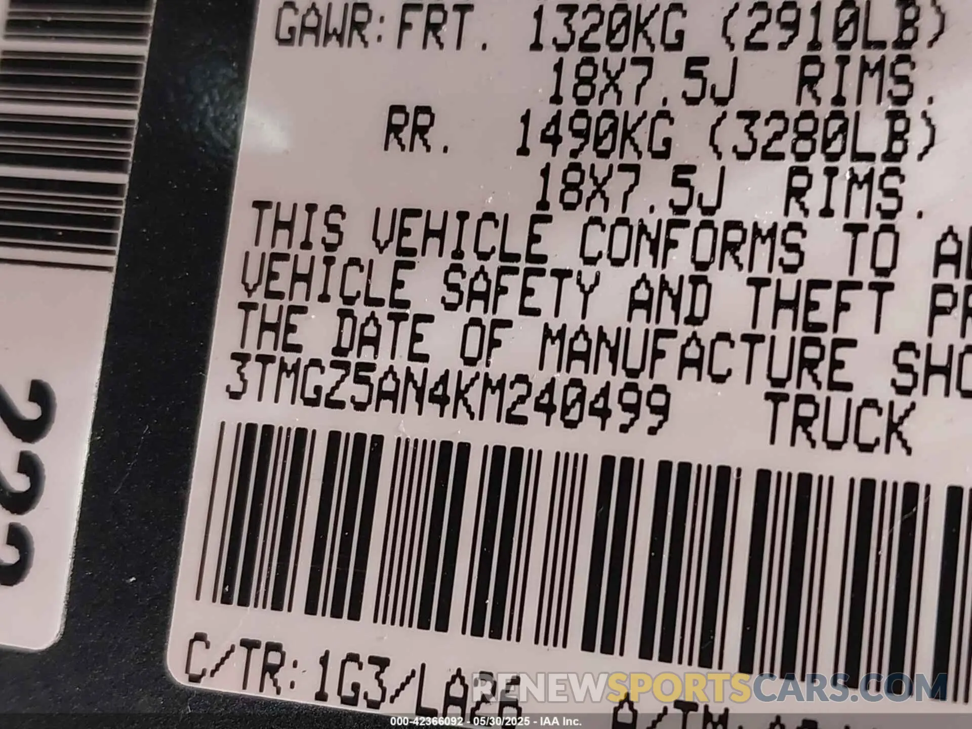 9 Photograph of a damaged car 3TMGZ5AN4KM240499 TOYOTA TACOMA 2019