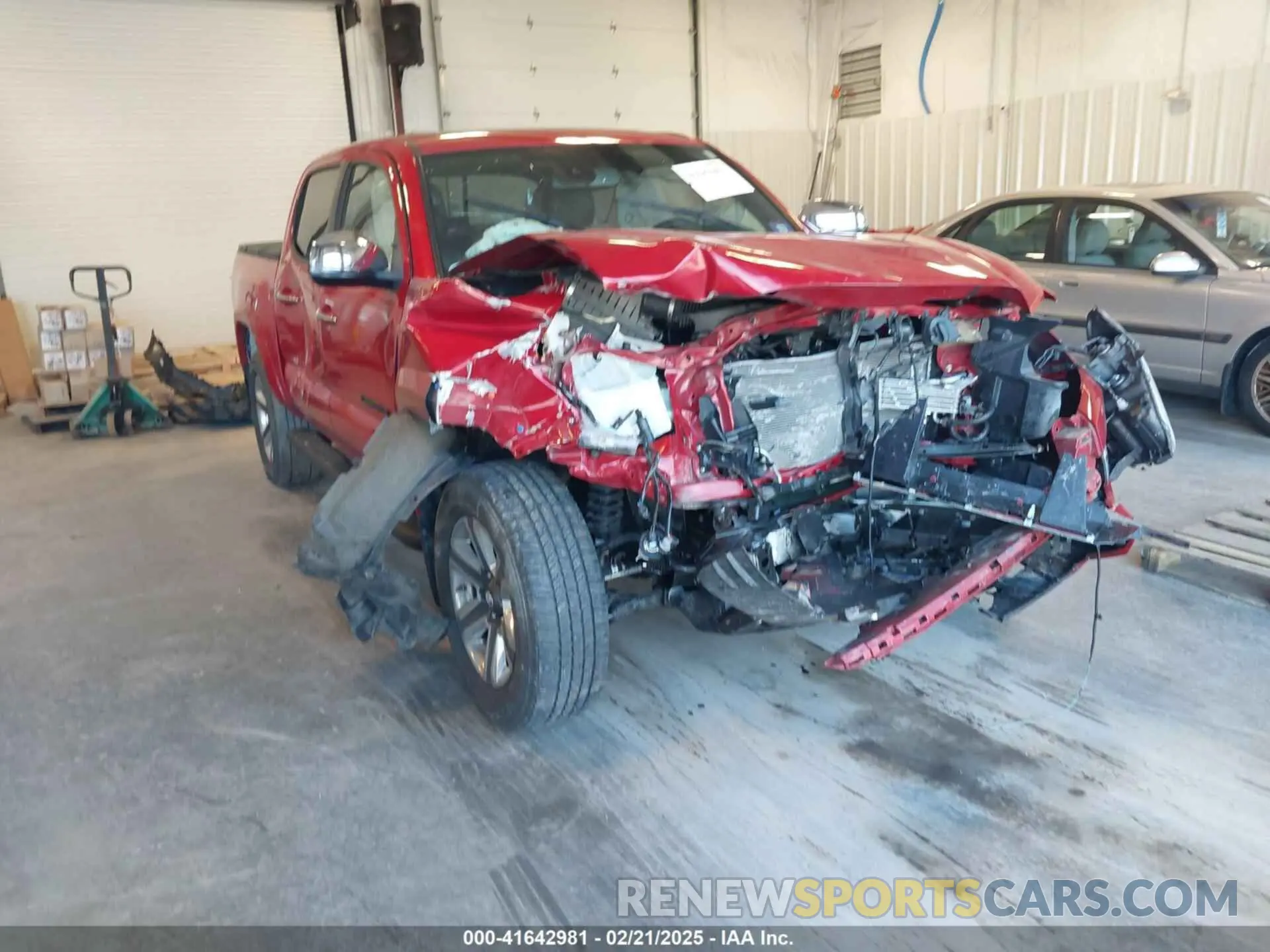 1 Photograph of a damaged car 3TMGZ5AN5KM270398 TOYOTA TACOMA 2019