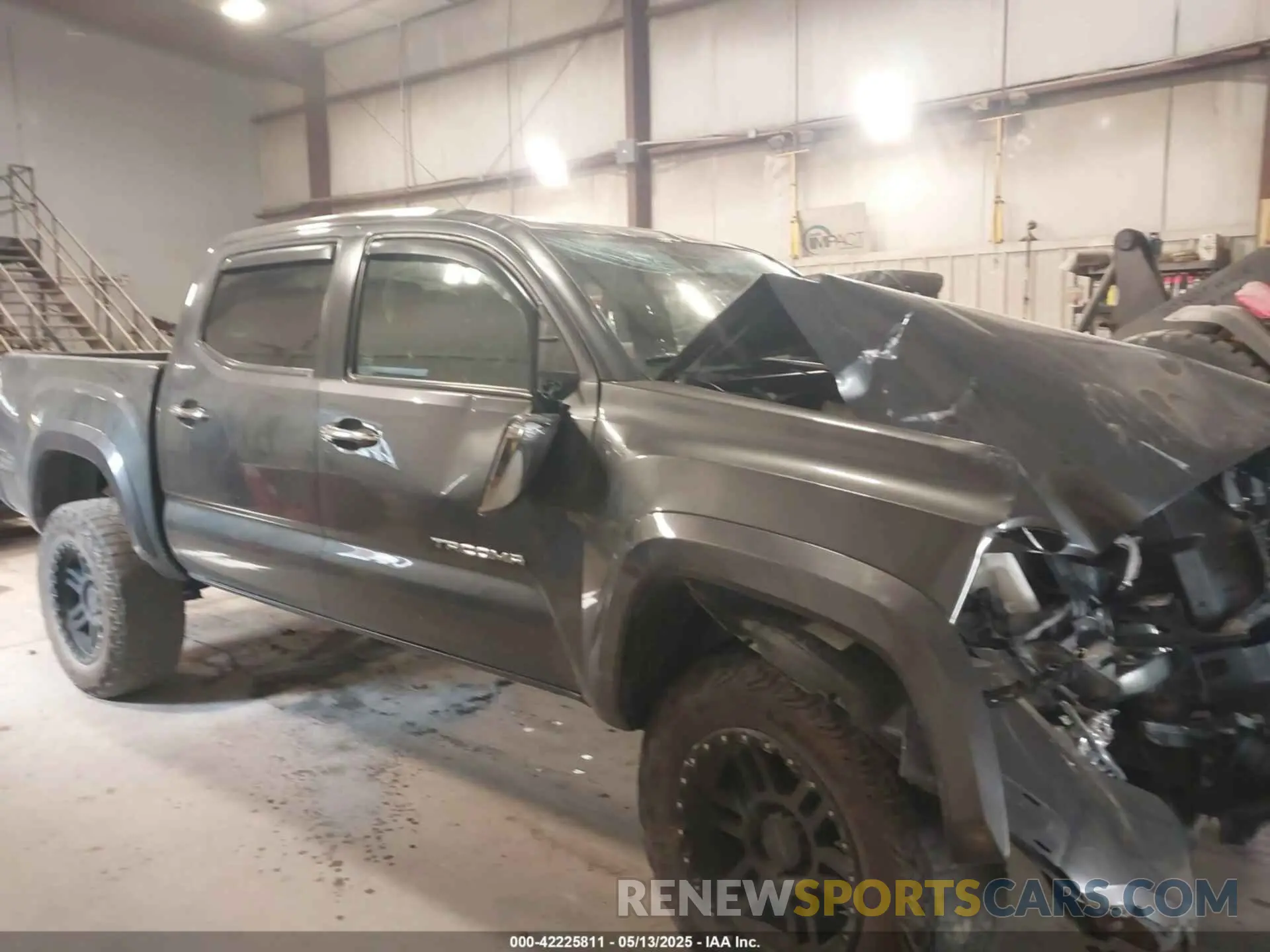 13 Photograph of a damaged car 3TMGZ5AN6KM207309 TOYOTA TACOMA 2019