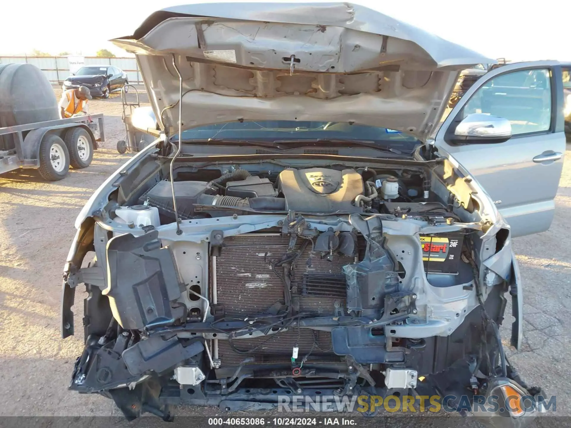10 Photograph of a damaged car 3TMGZ5ANXKM211041 TOYOTA TACOMA 2019
