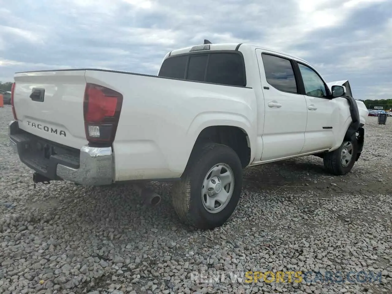 3 Photograph of a damaged car 5TFAX5GN0KX135925 TOYOTA TACOMA 2019