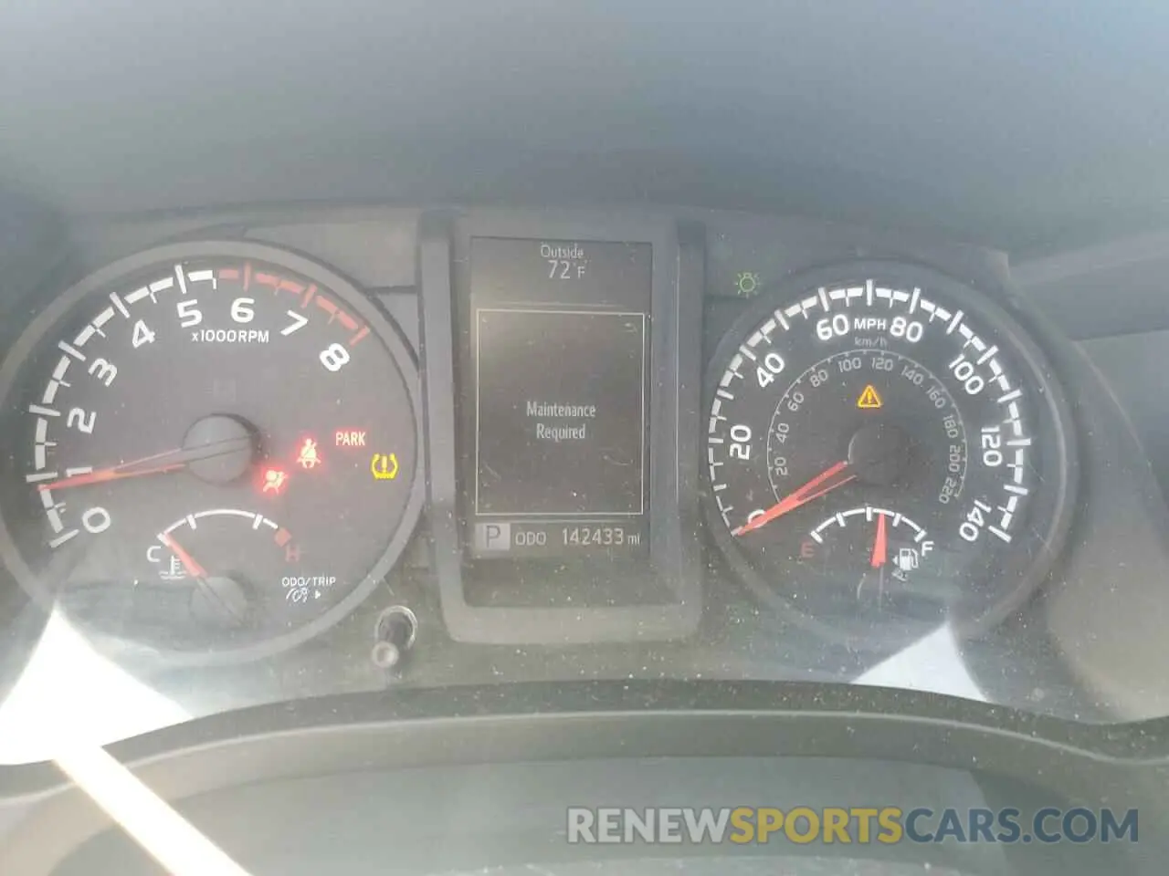 9 Photograph of a damaged car 5TFAX5GN0KX149761 TOYOTA TACOMA 2019