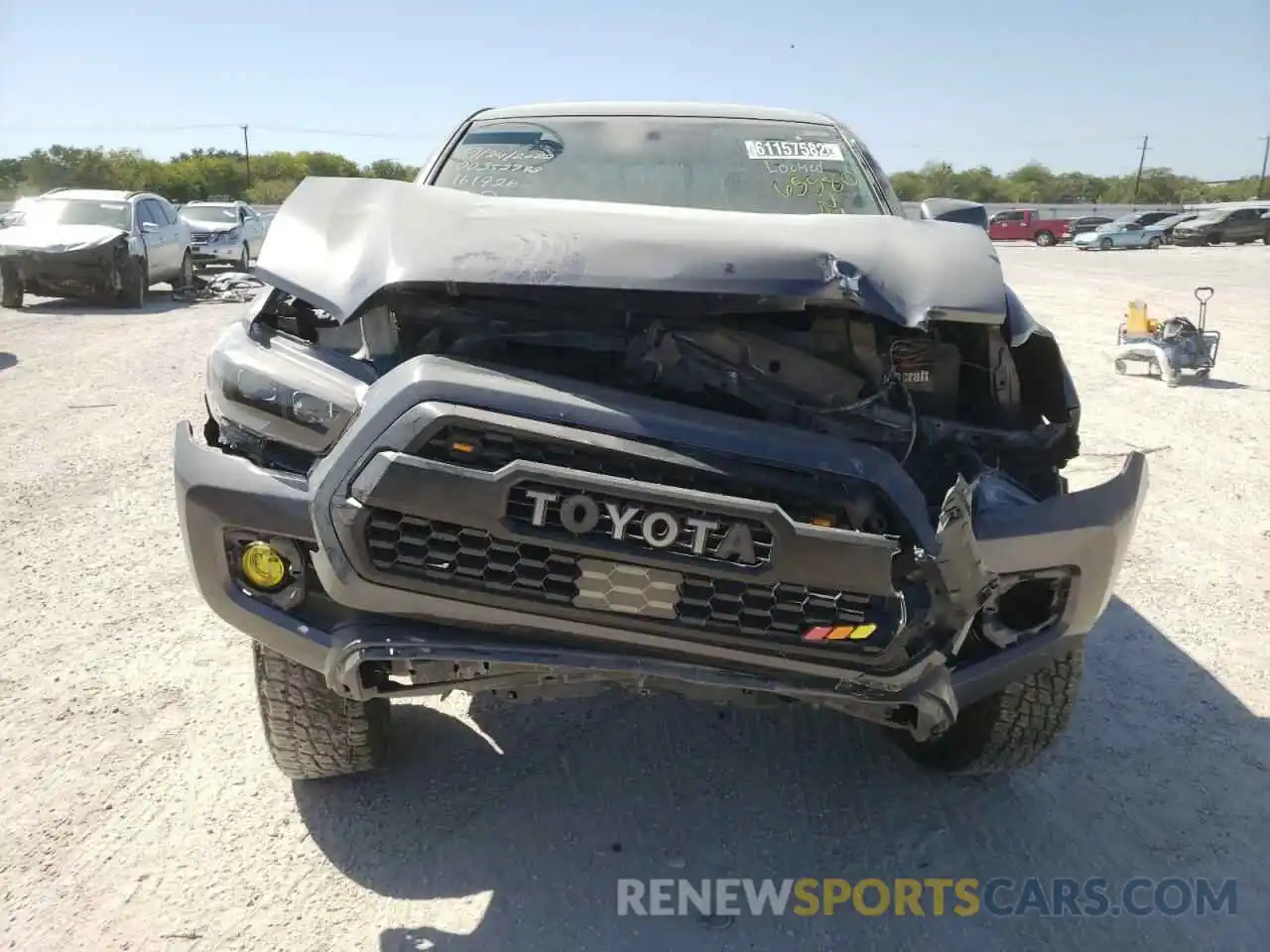 9 Photograph of a damaged car 5TFAX5GN0KX161926 TOYOTA TACOMA 2019