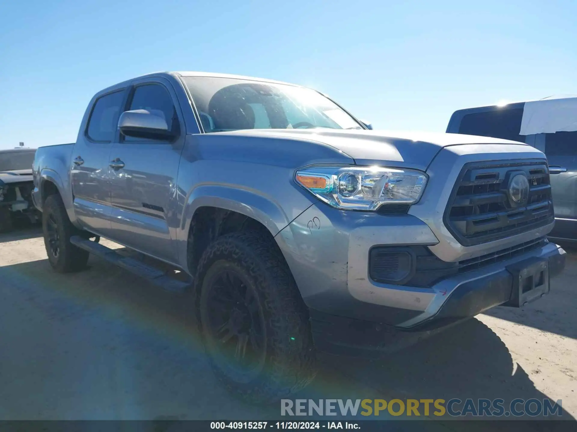 1 Photograph of a damaged car 5TFAX5GN1KX137621 TOYOTA TACOMA 2019
