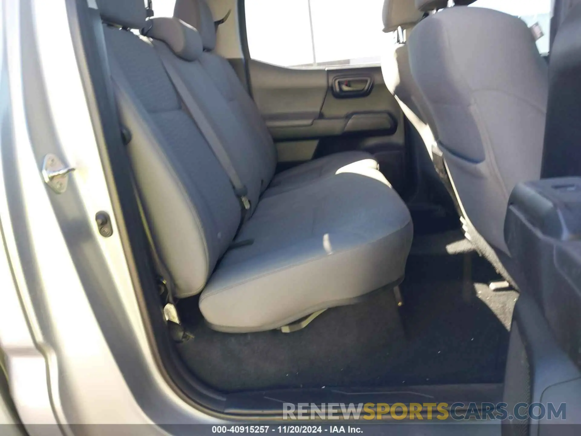 8 Photograph of a damaged car 5TFAX5GN1KX137621 TOYOTA TACOMA 2019